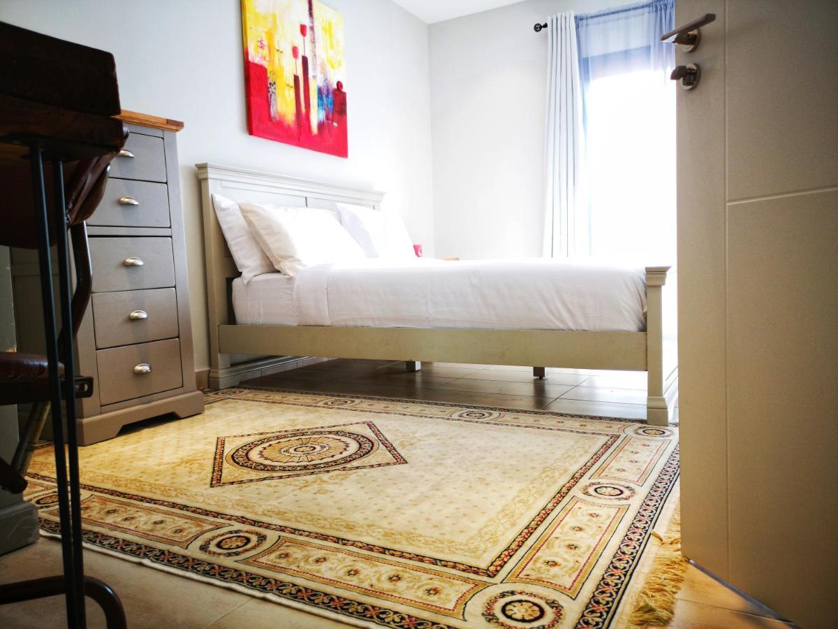 E14, Forest View Apartments, Deposit Required To Confirm Booking Кололі Екстер'єр фото